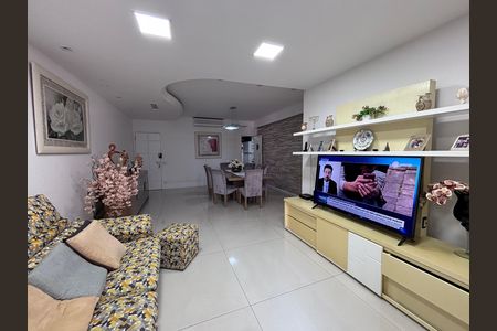 Sala de apartamento para alugar com 4 quartos, 142m² em Recreio dos Bandeirantes, Rio de Janeiro
