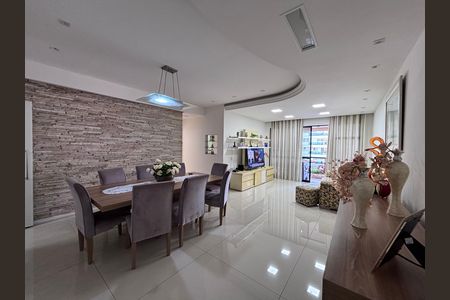 Sala de apartamento para alugar com 4 quartos, 142m² em Recreio dos Bandeirantes, Rio de Janeiro