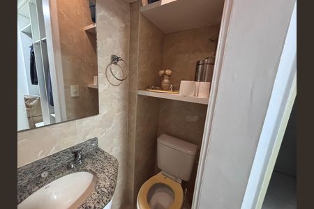 Banheiro do Quarto 3 de apartamento para alugar com 4 quartos, 142m² em Recreio dos Bandeirantes, Rio de Janeiro