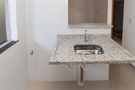Apartamento à venda com 31m², 2 quartos e sem vaga Apartamento à venda com 31m², 2 quartos e sem vagaCozinha e Área de Serviço