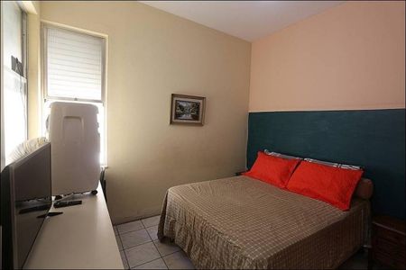 Quarto de apartamento para alugar com 2 quartos, 88m² em Copacabana, Rio de Janeiro