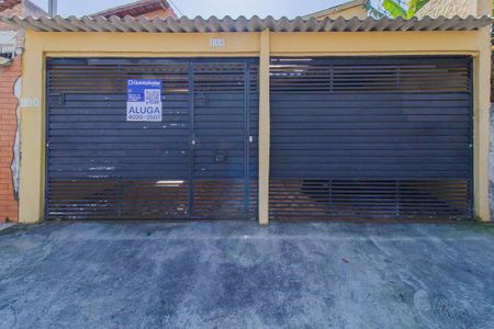 Casa para alugar com 83m², 2 quartos e sem vaga Casa para alugar com 83m², 2 quartos e sem vagaFachada