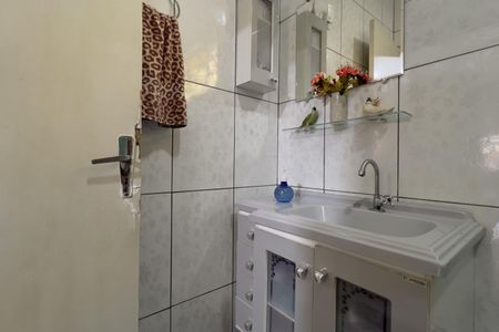 Casa à venda com 117m², 3 quartos e sem vaga Casa à venda com 117m², 3 quartos e sem vagaBanheiro 1