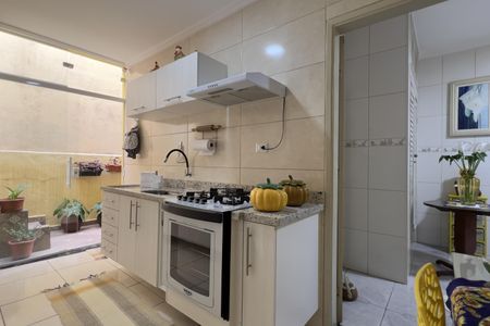 Casa à venda com 117m², 3 quartos e sem vaga Casa à venda com 117m², 3 quartos e sem vagaCozinha