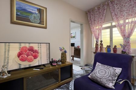 Casa à venda com 117m², 3 quartos e sem vaga Casa à venda com 117m², 3 quartos e sem vagaSala