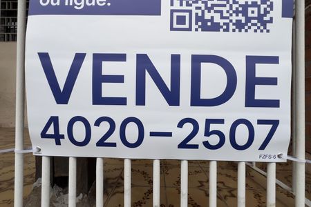 Casa à venda com 117m², 3 quartos e sem vaga Casa à venda com 117m², 3 quartos e sem vagaFZFS-6