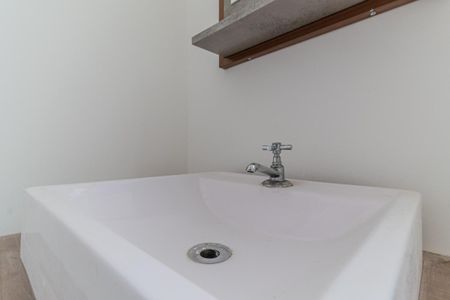 Studio à venda com 36m², 1 quarto e sem vaga Studio à venda com 36m², 1 quarto e sem vagaBanheiro