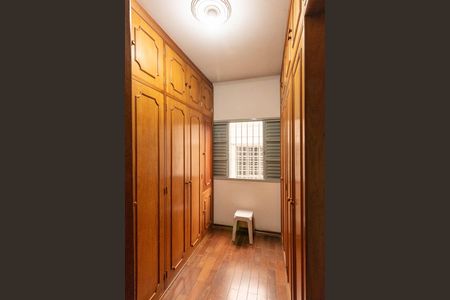 Casa para alugar com 280m², 3 quartos e 6 vagas Casa para alugar com 280m², 3 quartos e 6 vagasCloset da Suíte
