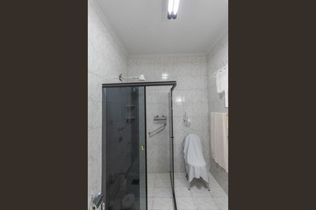 Casa para alugar com 280m², 3 quartos e 6 vagas Casa para alugar com 280m², 3 quartos e 6 vagasBanheiro da Suíte