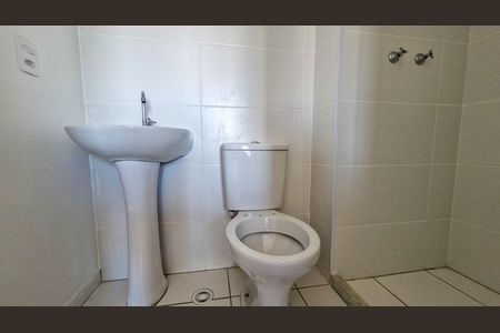 Banheiro de apartamento para alugar com 2 quartos, 37m² em Vila Gea, São Paulo