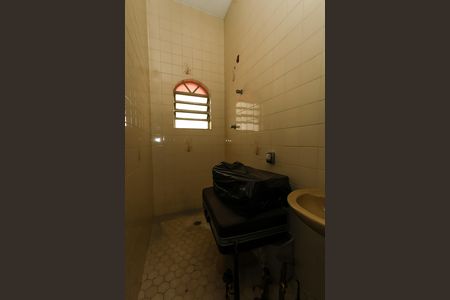 Casa para alugar com 252m², 3 quartos e 6 vagas Casa para alugar com 252m², 3 quartos e 6 vagasBanheiro de serviço