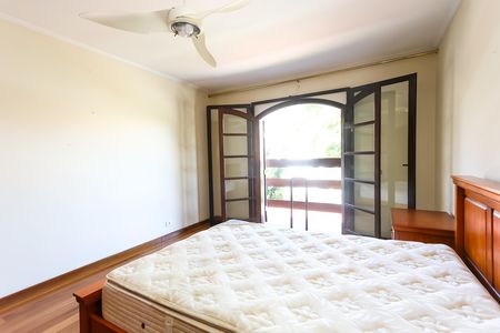 Casa para alugar com 252m², 3 quartos e 6 vagas Casa para alugar com 252m², 3 quartos e 6 vagasQuarto