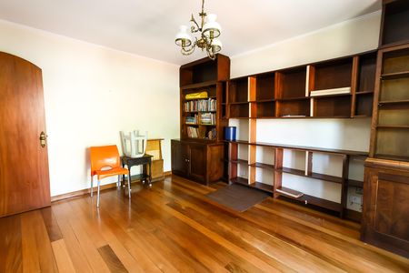 Casa para alugar com 252m², 3 quartos e 6 vagas Casa para alugar com 252m², 3 quartos e 6 vagasQuarto 2