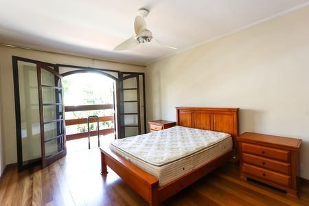 Casa para alugar com 252m², 3 quartos e 6 vagas Casa para alugar com 252m², 3 quartos e 6 vagasQuarto