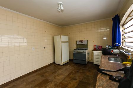 Casa para alugar com 252m², 3 quartos e 6 vagas Casa para alugar com 252m², 3 quartos e 6 vagasCozinha