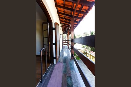 Casa para alugar com 252m², 3 quartos e 6 vagas Casa para alugar com 252m², 3 quartos e 6 vagasVaranda do quarto
