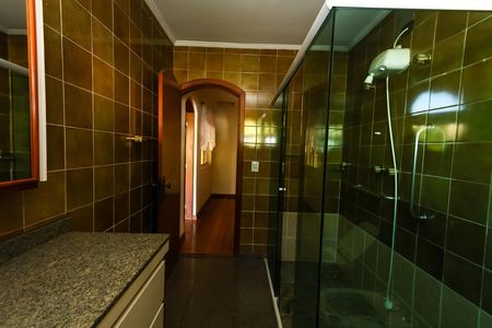 Casa para alugar com 252m², 3 quartos e 6 vagas Casa para alugar com 252m², 3 quartos e 6 vagasBanheiro social
