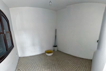 Casa para alugar com 252m², 5 quartos e 6 vagas Casa para alugar com 252m², 5 quartos e 6 vagasQuarto de Serviço 1
