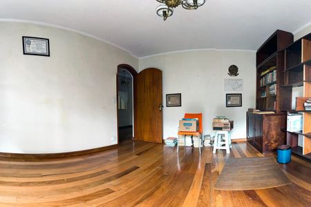 Casa para alugar com 252m², 5 quartos e 6 vagas Casa para alugar com 252m², 5 quartos e 6 vagasquarto 2
