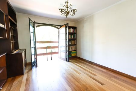 Casa para alugar com 252m², 3 quartos e 6 vagas Casa para alugar com 252m², 3 quartos e 6 vagasQuarto 2