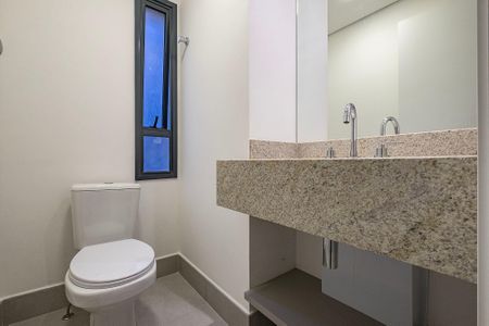 Lavabo de apartamento para alugar com 1 quarto, 50m² em Cerqueira César, São Paulo