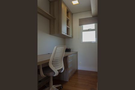 Apartamento para alugar com 107m², 2 quartos e 2 vagasEscritório
