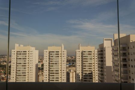 Apartamento para alugar com 107m², 2 quartos e 2 vagasVaranda