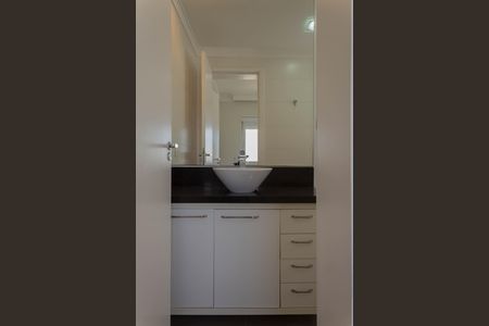 Apartamento para alugar com 107m², 2 quartos e 2 vagasBanheiro da Suíte 2