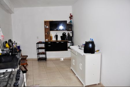 Kitnet / studio - Cozinha de casa para alugar com 1 quarto, 80m² em Anhanguera, São Paulo