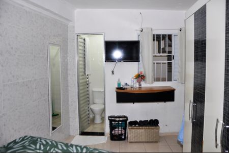 Kitnet / studio - Quarto de casa para alugar com 1 quarto, 80m² em Anhanguera, São Paulo