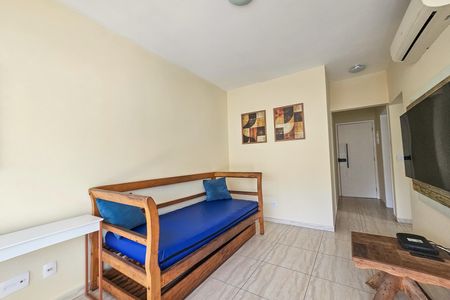 Apartamento para alugar com 70m², 2 quartos e 2 vagas