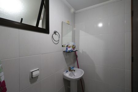 Apartamento à venda com 75m², 2 quartos e 1 vaga Apartamento à venda com 75m², 2 quartos e 1 vagaBanheiro Social