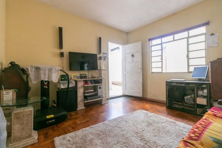 Foto 01 de casa à venda com 4 quartos, 138m² em Vila Ema, São Paulo