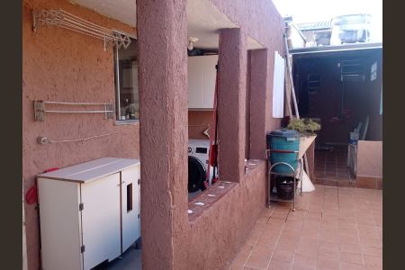 Casa à venda com 138m², 4 quartos e 1 vagaFoto 05