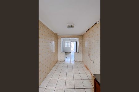 Casa à venda com 310m², 2 quartos e 4 vagas Casa à venda com 310m², 2 quartos e 4 vagasCozinha