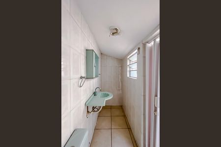 Casa à venda com 310m², 2 quartos e 4 vagas Casa à venda com 310m², 2 quartos e 4 vagasBanheiro de serviço