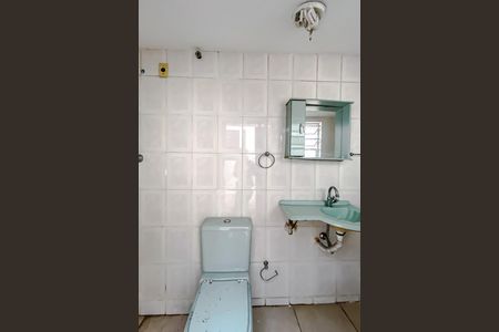 Casa à venda com 310m², 2 quartos e 4 vagas Casa à venda com 310m², 2 quartos e 4 vagasBanheiro de serviço
