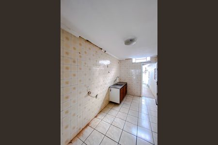 Casa à venda com 310m², 2 quartos e 4 vagas Casa à venda com 310m², 2 quartos e 4 vagasCozinha