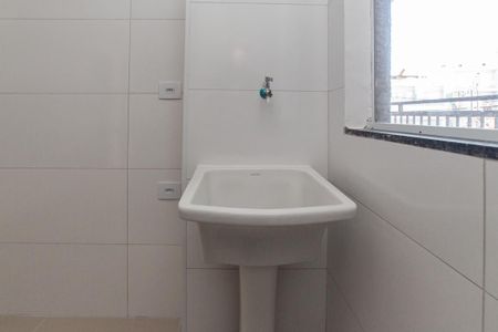 Apartamento para alugar com 31m², 2 quartos e sem vaga Apartamento para alugar com 31m², 2 quartos e sem vagaCozinha e Área de Serviço