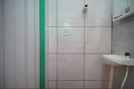 Banheiro  de kitnet/studio para alugar com 1 quarto, 40m² em Ipiranga, Sapucaia do Sul