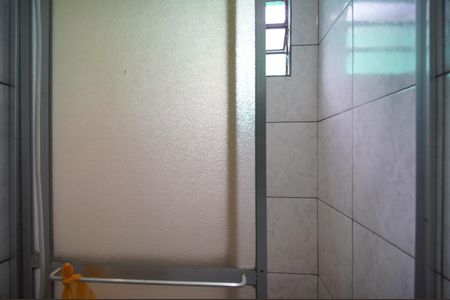 Banheiro de kitnet/studio para alugar com 1 quarto, 40m² em Ipiranga, Sapucaia do Sul