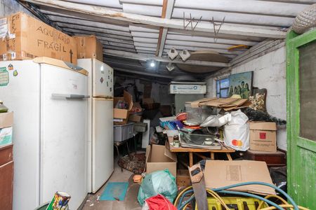 Casa à venda com 500m², 2 quartos e 5 vagas Casa à venda com 500m², 2 quartos e 5 vagasQuarto de Serviço