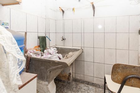 Casa à venda com 500m², 2 quartos e 5 vagas Casa à venda com 500m², 2 quartos e 5 vagasLavanderia