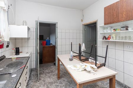 Casa à venda com 500m², 2 quartos e 5 vagas Casa à venda com 500m², 2 quartos e 5 vagasCozinha