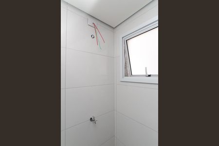 Apartamento para alugar com 31m², 2 quartos e sem vaga Apartamento para alugar com 31m², 2 quartos e sem vagaBanheiro