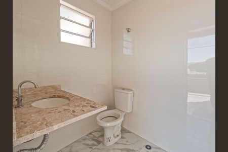 Casa à venda com 180m², 3 quartos e 2 vagas