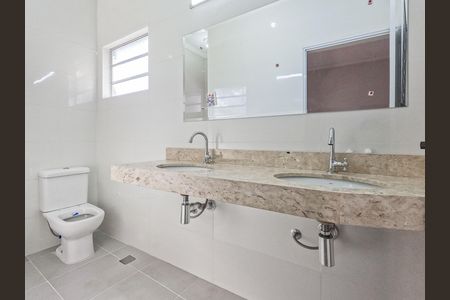 Casa à venda com 180m², 3 quartos e 2 vagas