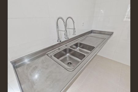 Casa à venda com 180m², 3 quartos e 2 vagas