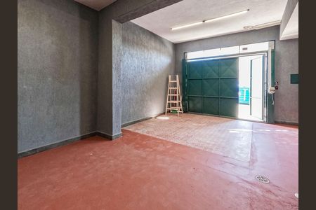 Casa à venda com 180m², 3 quartos e 2 vagas