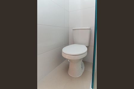 Apartamento à venda com 35m², 2 quartos e sem vaga Apartamento à venda com 35m², 2 quartos e sem vagaBanheiro
